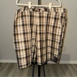 New Hurley Mens Shorts Size 40 XXL Brown Plaid Chino Flat Front 10" Inseam